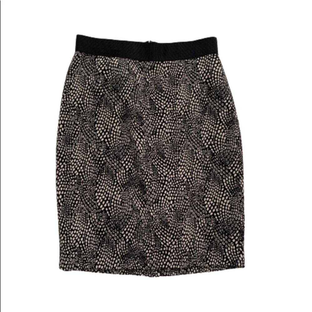 Ann Taylor Skirt Black Cream Animal Print Career Tailored Pencil Size 2 NEW